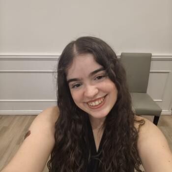 Canguro en Salamanca: Aitana