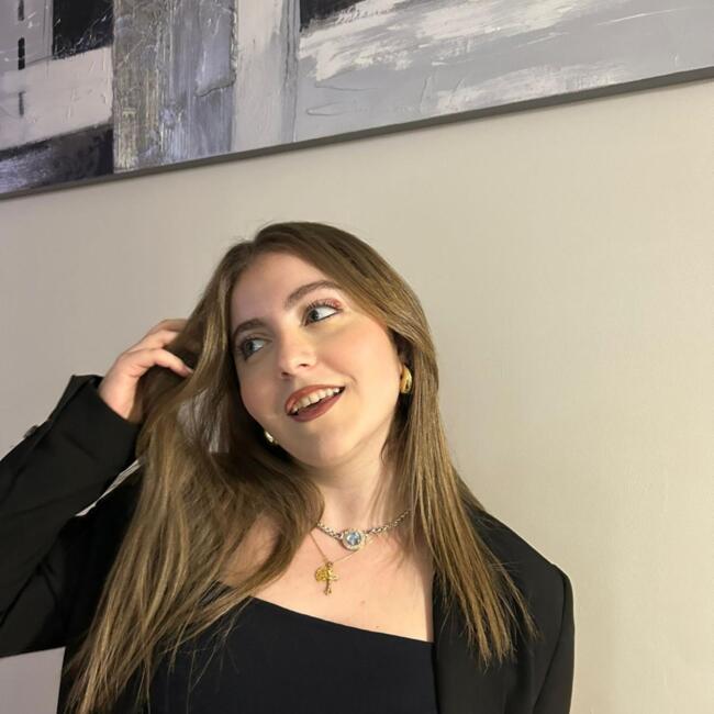 Babysitter in Pau: Madeleine