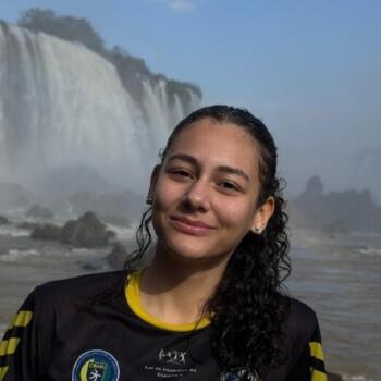 Babysitter in Paranaguá: Jéssica