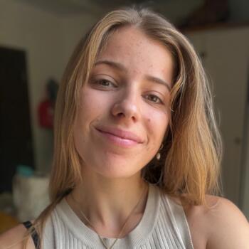 Babysitter in San Carlos: Federica