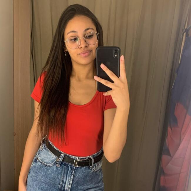 Babysitter in Canoas: Letícia