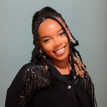 Babysitter in Sèvres: Myriam