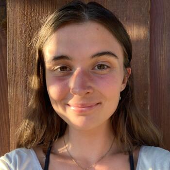 Babysitter in Berlin: Lara