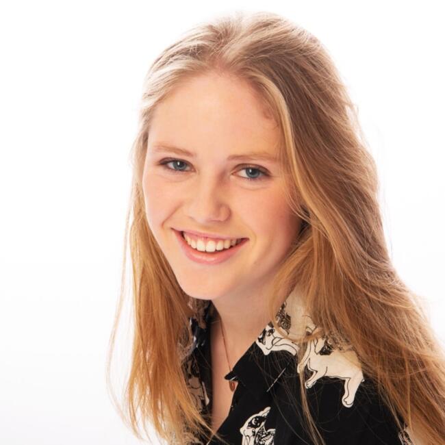 Babysitter in Erlangen: Charlotte