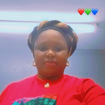 Babysitter in Oldham: Oluwatobiloba