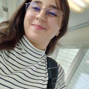 Babysitter in Igny: Louiza