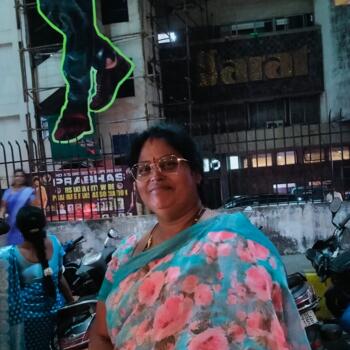 Rasapūdipalem में बेबीसिटर: Mondi
