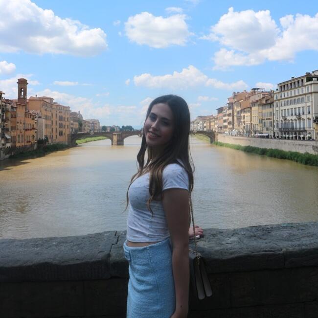 Babysitter a Bologna: Bianca