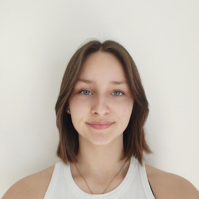 Babysitter in Toulon: Marilou