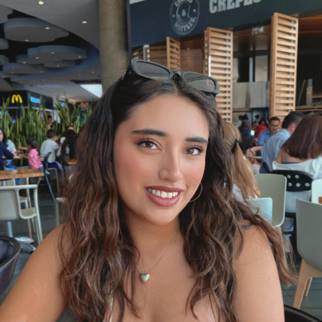 Babysitter in Quito: Damaris