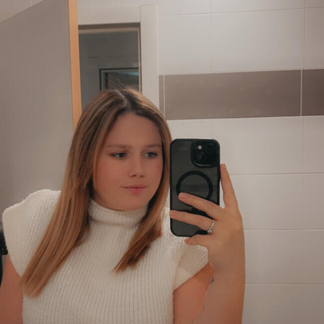 Babysitter in Oostende: Caroline
