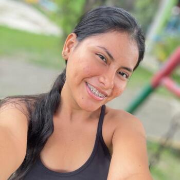 Baby-sitter in San Isidro: Aliana