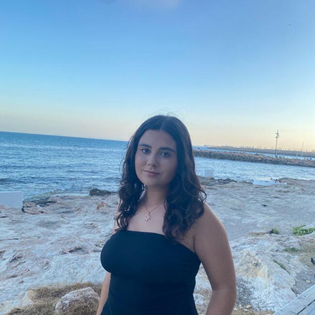 Babysitter in Cuenca: Naiara Barceló