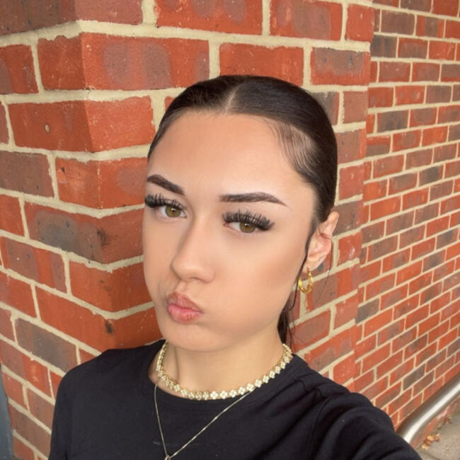 Babysitter in Ashford: Emma