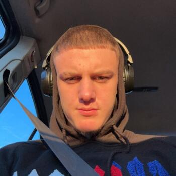 Nanny job in Swansea: babysitting job Ryan