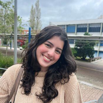 Babá em Curitiba: Thays
