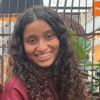 Babysitter in Amadora: Lara