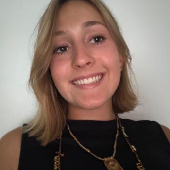 Babysitter in Saint-Laurent-du-Var: Juliette