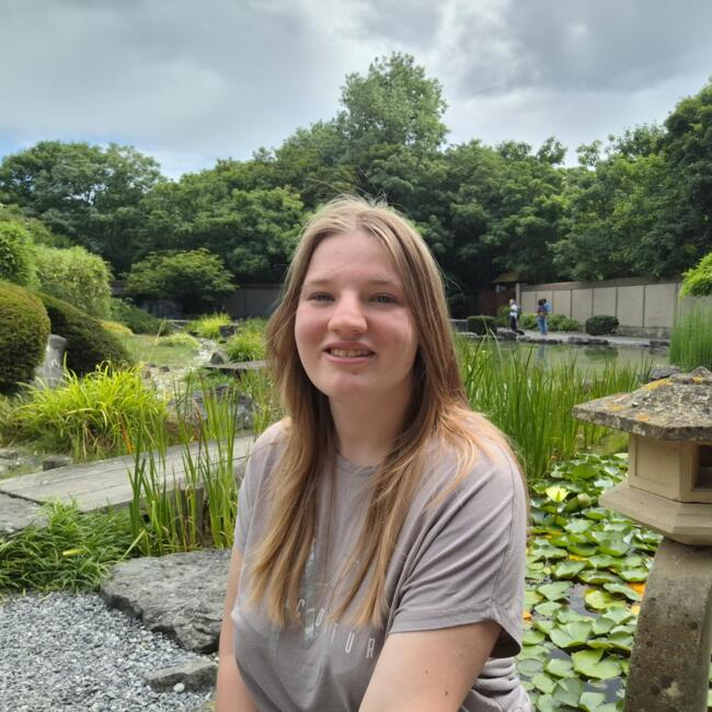 Babysitter in Aalst: Evelinne