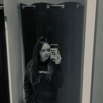 Babysitter in Ville-d'Avray: Melanie