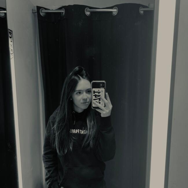 Babysitter in Ville-d'Avray: Melanie