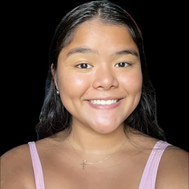 Babysitter in Auckland: Reina