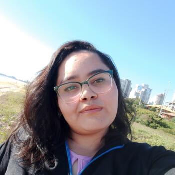 Babysitter in Umuarama: Layane