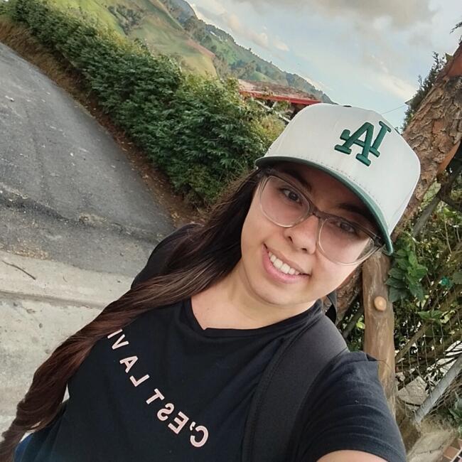 Trabajo para niñera en Medellín: Manuela
