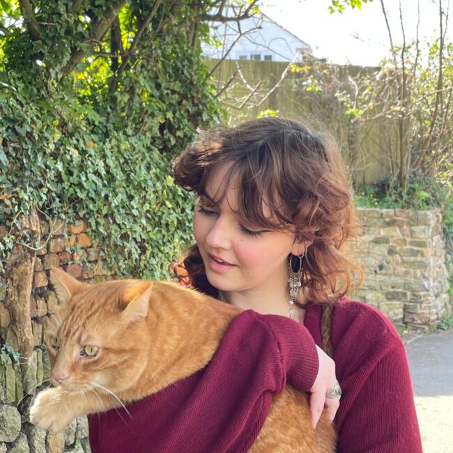 Babysitter in Exeter: Kaia