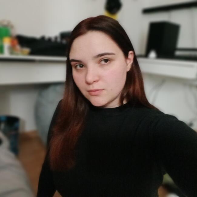 Babysitter in Routot: Claire