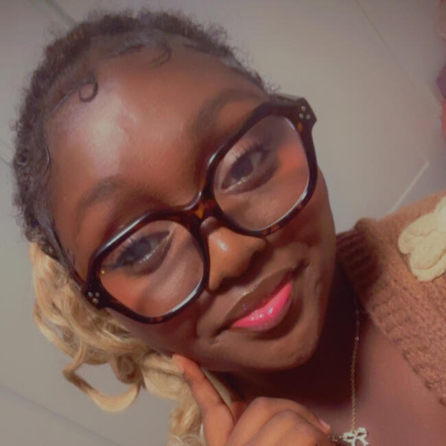 Babysitter in Toronto: Mariah