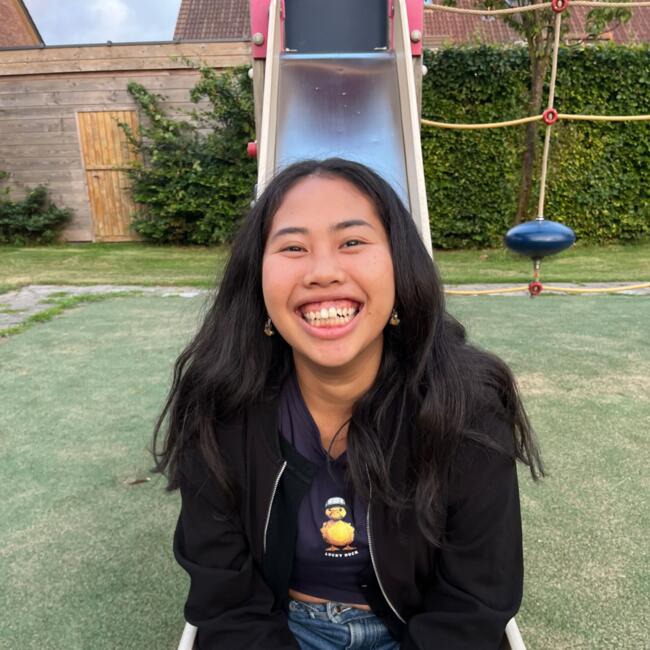 Babysitter in Elsene: Maharatrie