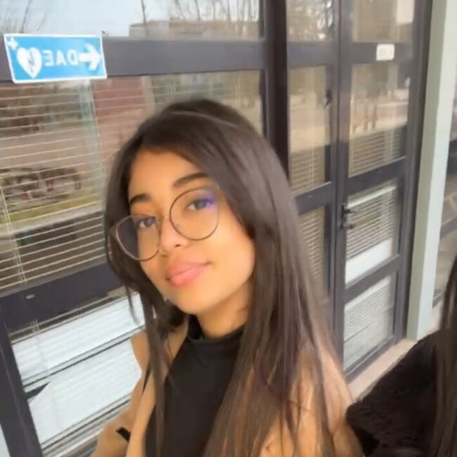 Babysitter in Avignon: Ines