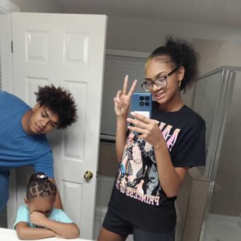 Babysitter in Converse (Texas): Jashell