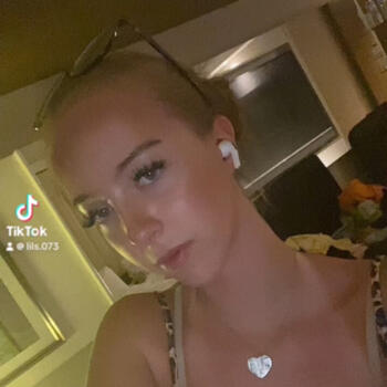 Babysitter in Maidstone: Lily