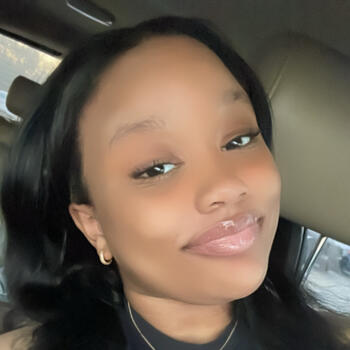 Babysitter in Houston: Shamari