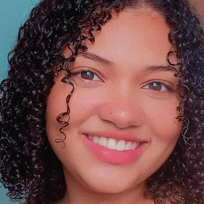 Babá em Rio das Ostras: Camilly