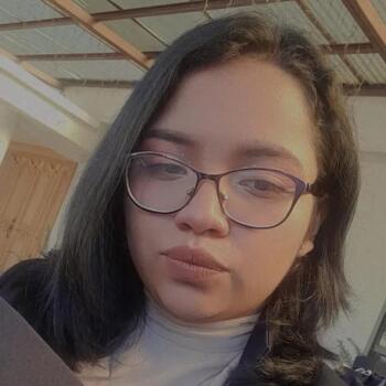 Niñera en San Pedro Sacatepéquez: Alejandra