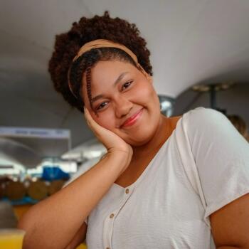 Babysitter in Belém: Raissa