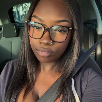 Babysitter in Crosne: Geraldine