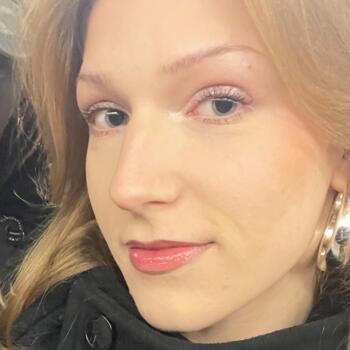 Babysitter in Milan: Nina