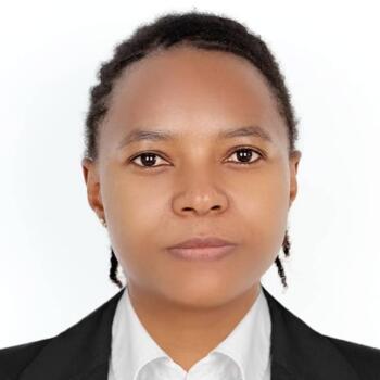 Nanny (νταντά) στην περιοχή Ντουμπάι: Nabagabo