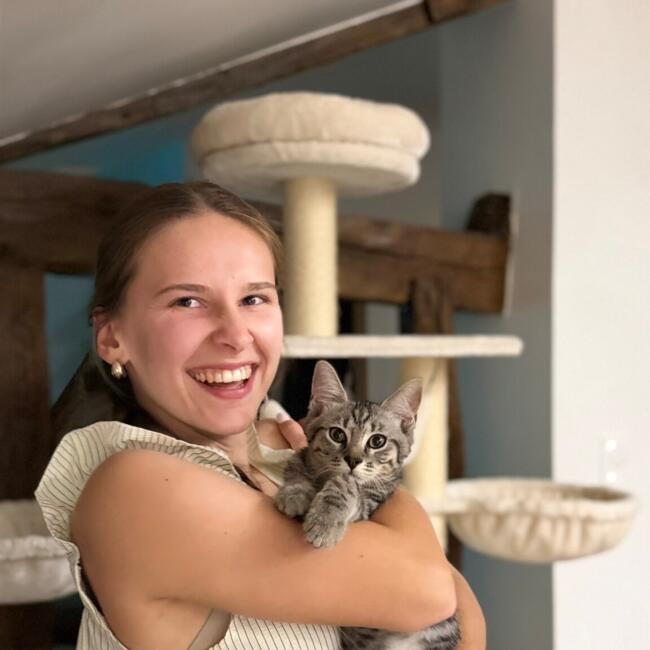 Babysitter in Châlons-en-Champagne: Emma