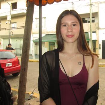 Babysitter in Tigre: Martina