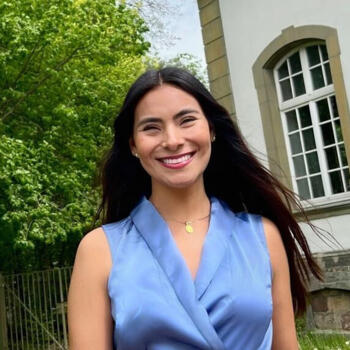 Babysitter Bertem: Andrea Denisse