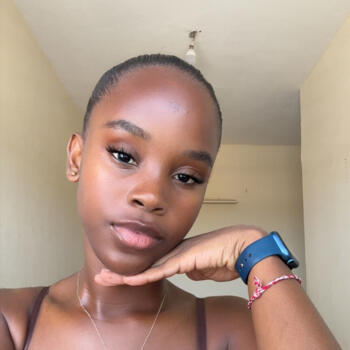 Babysitter in Abidjan: Koffi