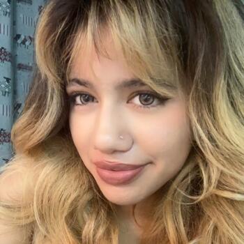 Babysitter in Quận Bảy: Iha