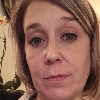 Babysitter in Chalon-sur-Saône: Angelique