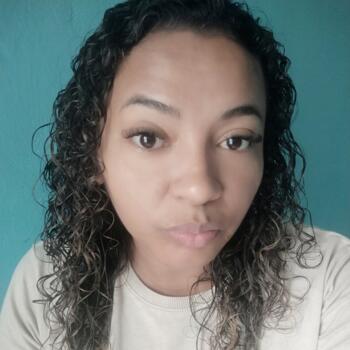 Babysitter Rio de Janeiro: Valdenia