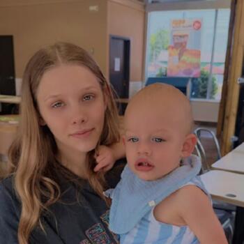 Babysitter in Akron: Evelyn